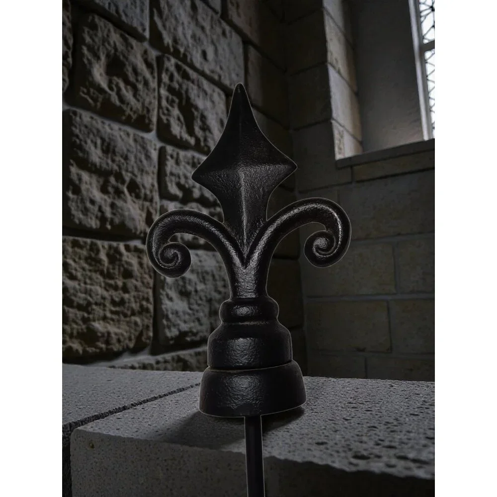 Garden Hose Guides Stakes Fleur de Lys Cast Iron Lot of 2 NOS - Picture 3 of 11